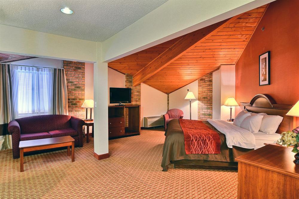 Quality Inn East Liverpool Exterior foto