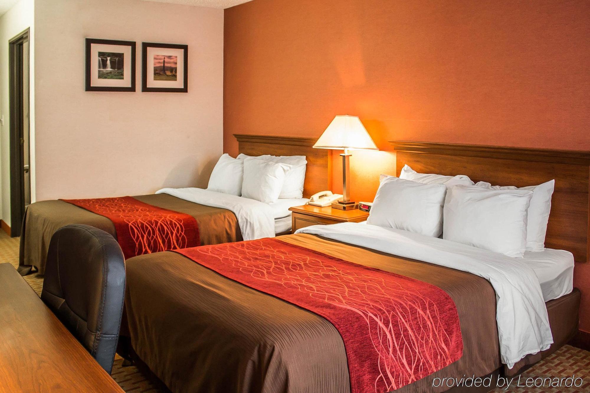 Quality Inn East Liverpool Exterior foto